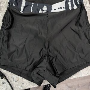 SHEIN Black Women's Swim Athletic Shorts with Monochrome Patterned Waistband